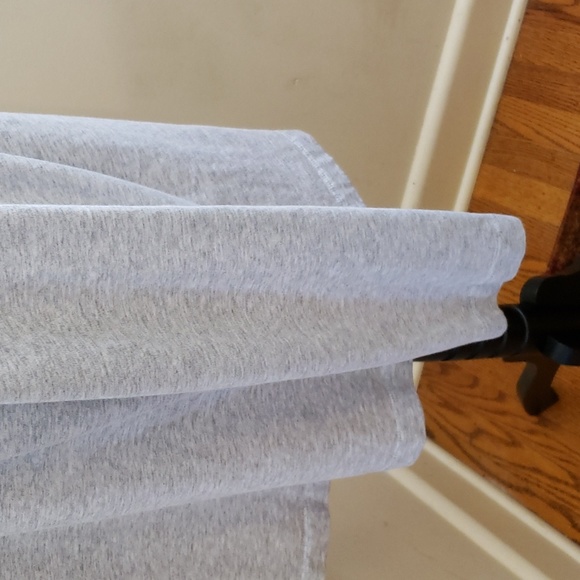 Tommy Bahama Men's Gray Long Sleeve, Cotton, Crew Neck T-Shirt, Size Extra Large - Picture 4 of 11